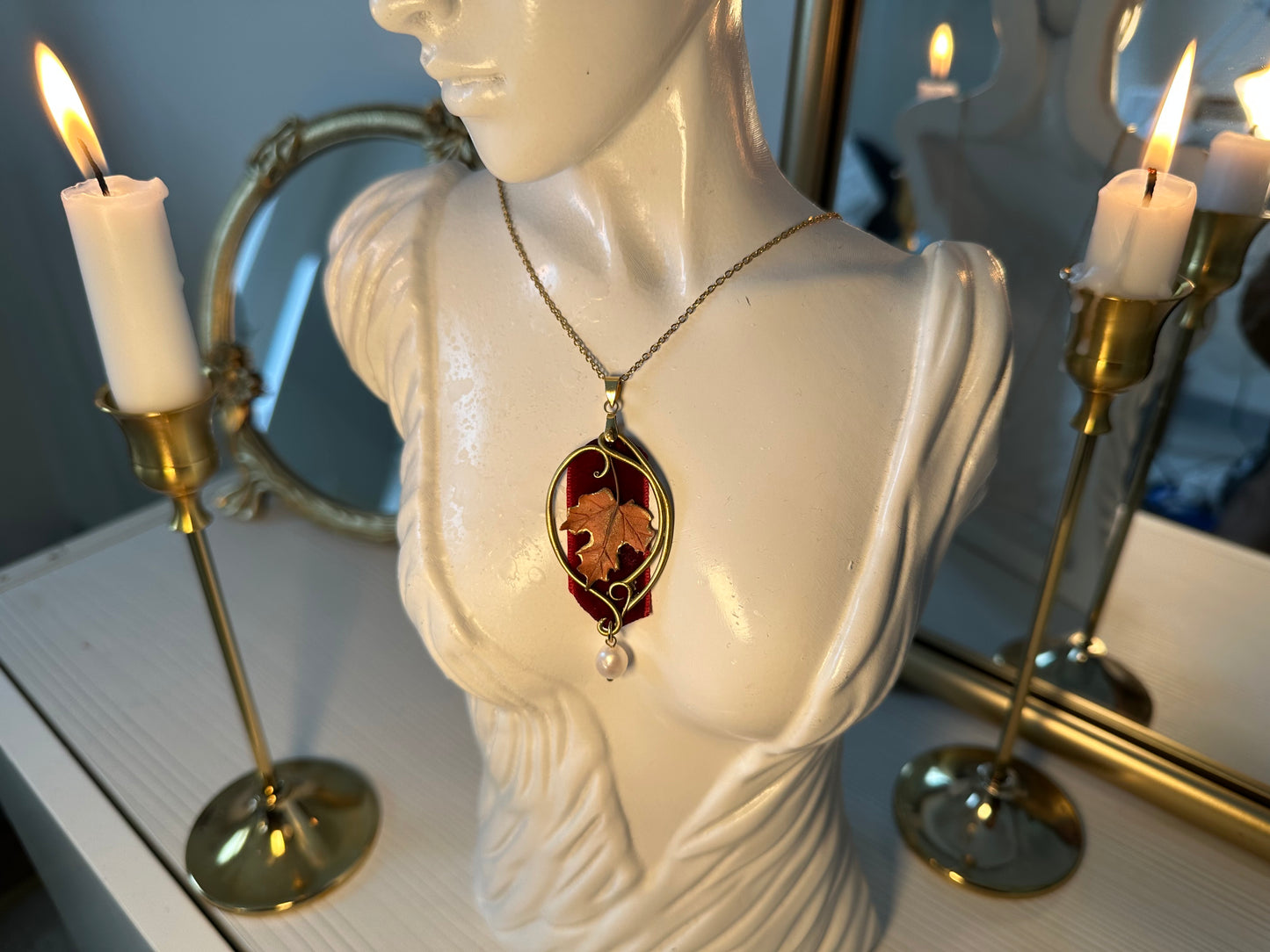 Velvet Dusk Necklace