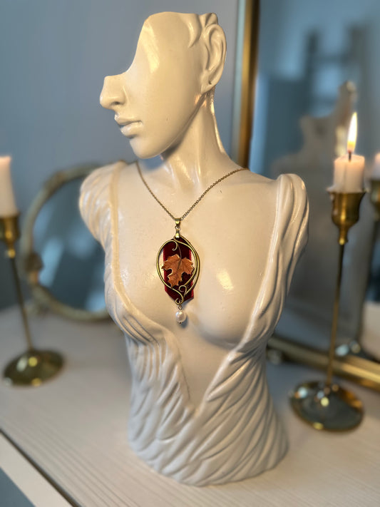 Velvet Dusk Necklace