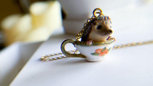 collana riccio in tazza , collana animale piccolo , collana personalizzata