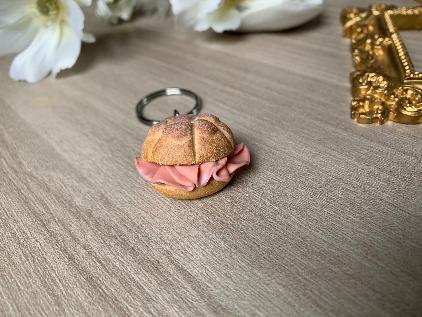 Panino con mortadella portachiavi cibo finto realistico